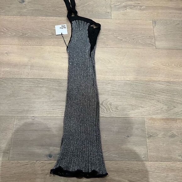 (NWT) By the Way Women's Silver Black Metallic Ribbed Bodycon Dress Size Small - Picture 4 of 4